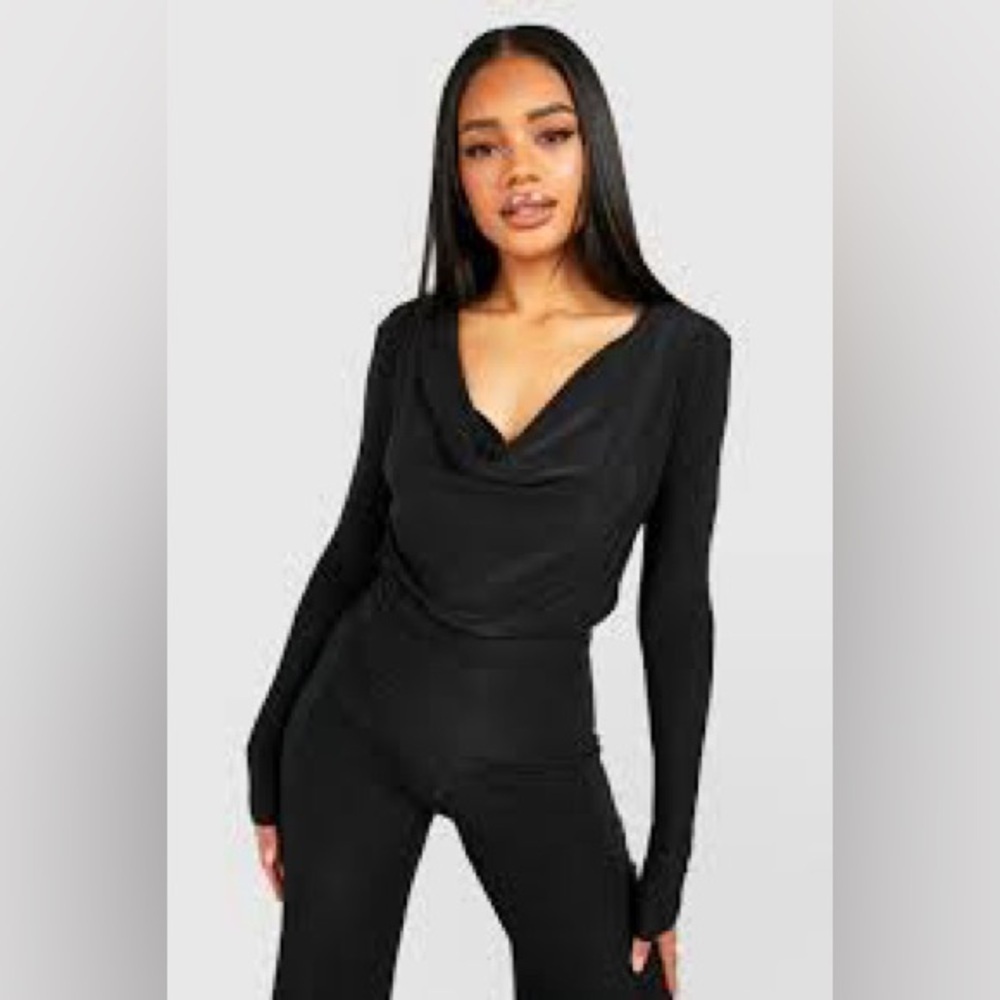 NWT Black Top​​